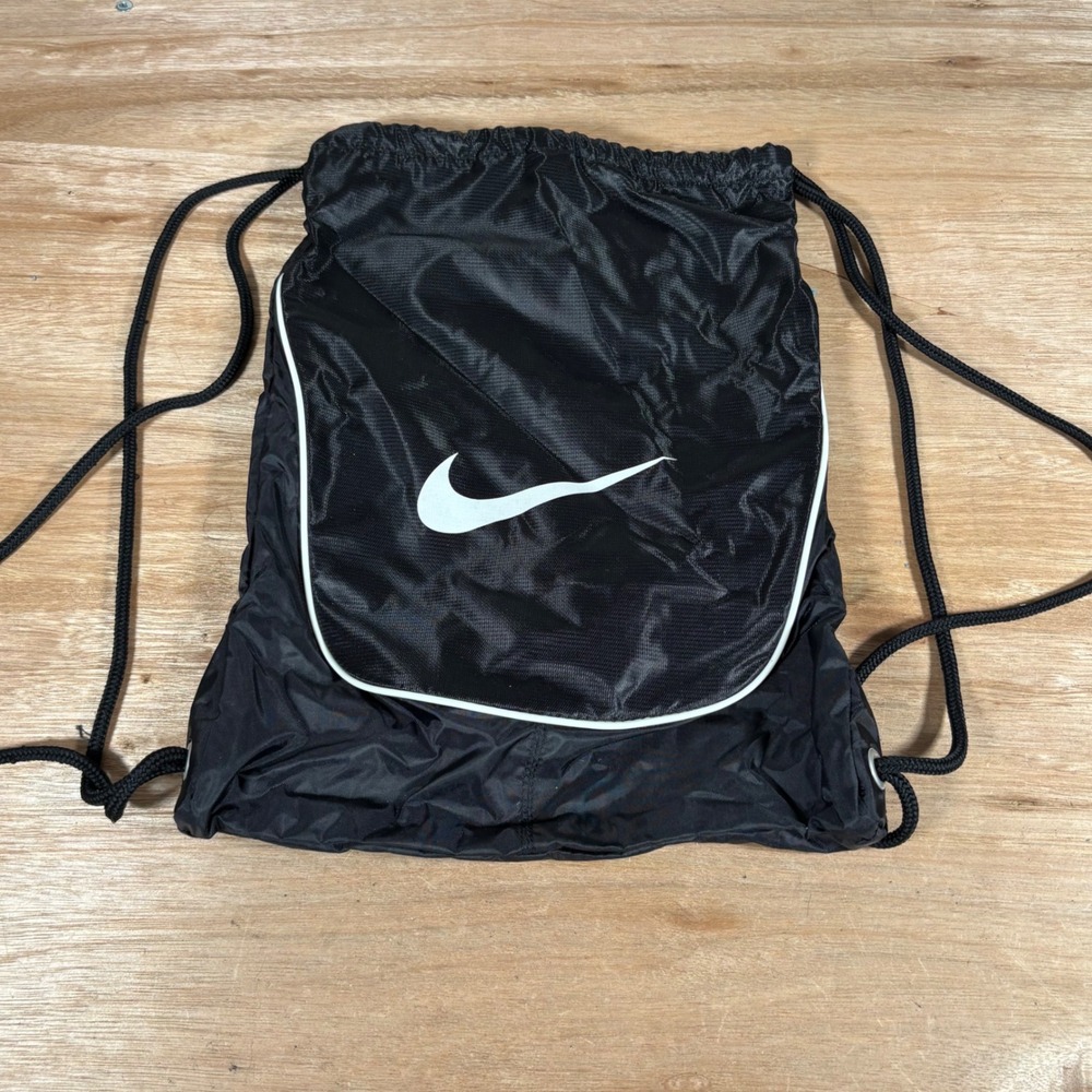 Nike Drawstring Cinch Backpack Black White Swoosh Gym Sack Bag RN56323